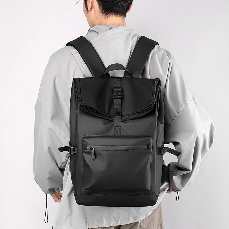 17-Inch Urban Men's Waterproof Backpack 17-Inch Urban Men's Waterproof Backpack
